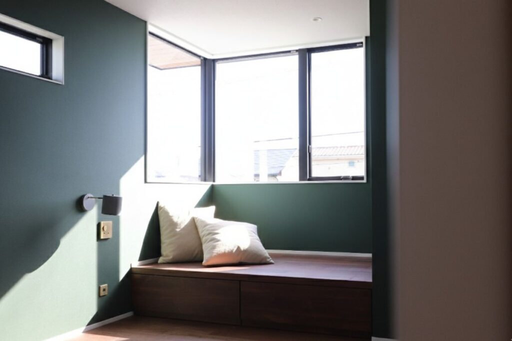 朝日が差し込むヌック