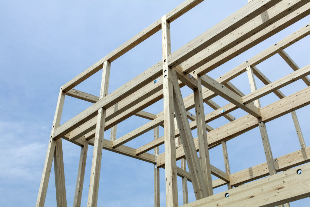 地震で家のどこが壊れる？浜松の注文住宅で知っておきたい耐震の話