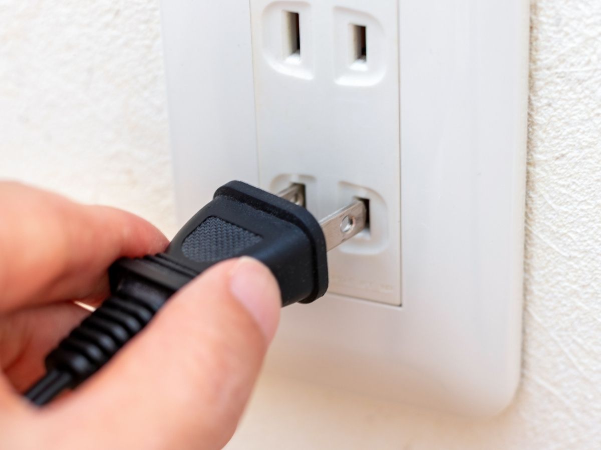 壁に設置されたコンセント