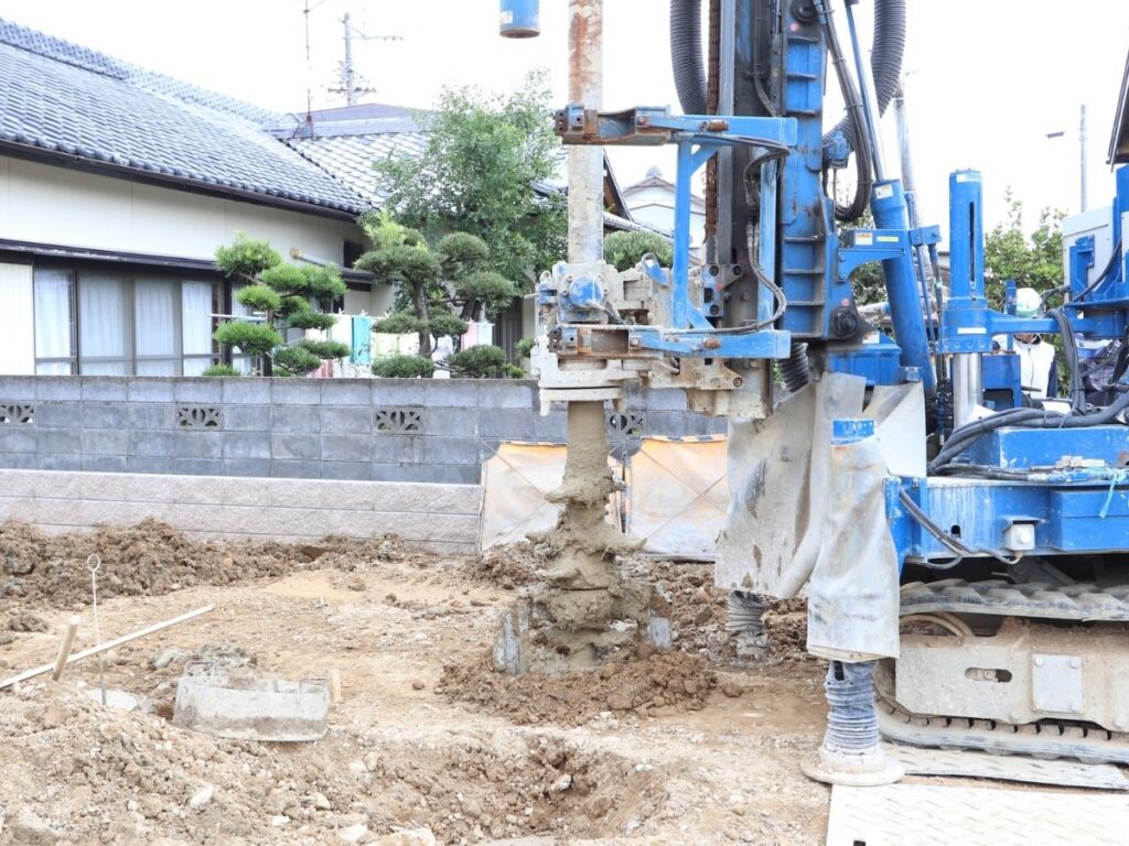 地盤工事の様子